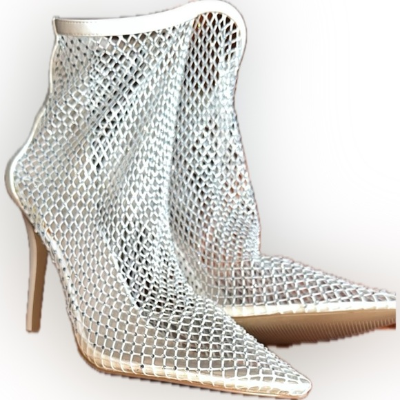 Charles David Women’s Pursue White Ankle Boots Size 11M - Picture 4 of 4